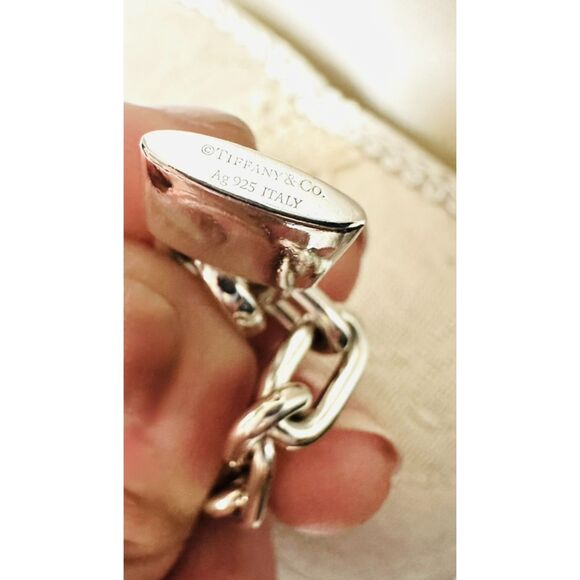 Tiffany Co. Hardware Pearl Lock BRACELET in Silver, Medium - Picture 7 of 10